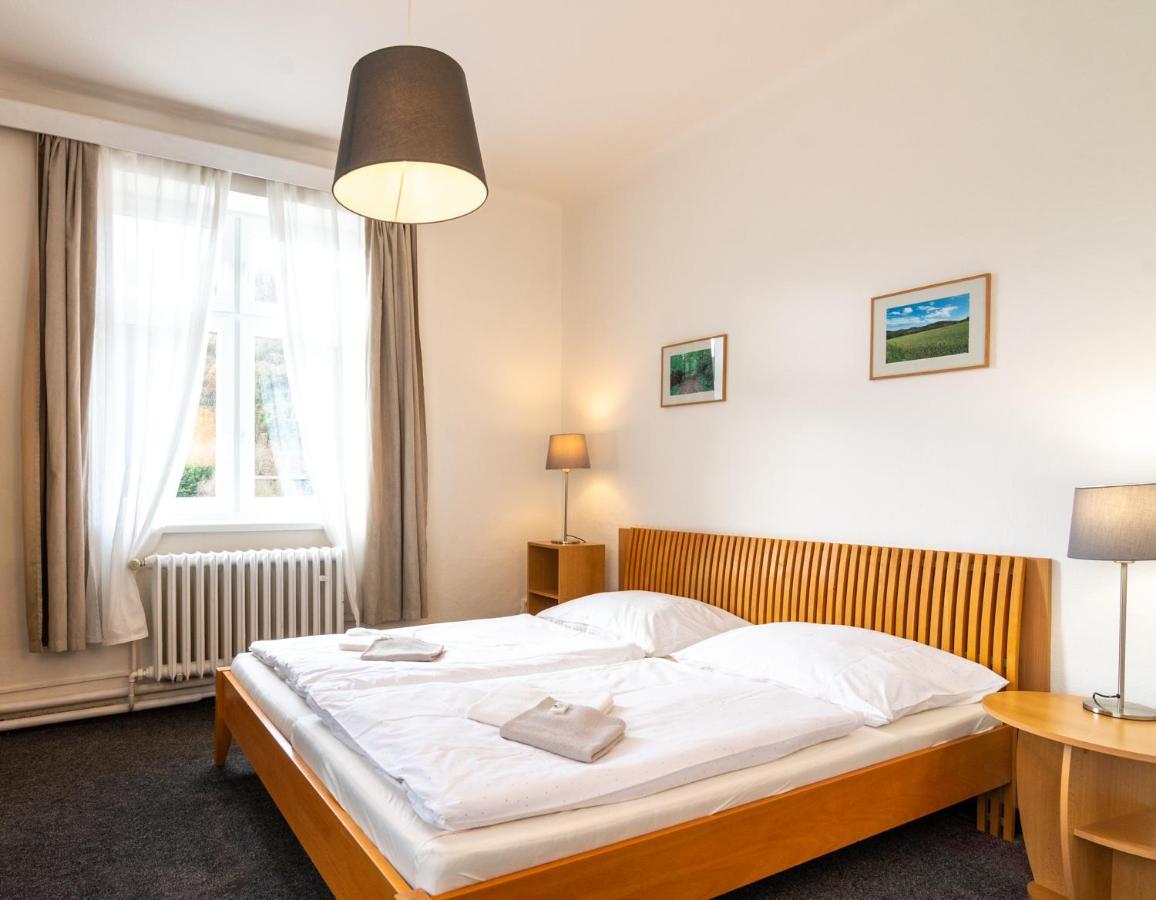 Hotel U Berounky Srbsko Esterno foto