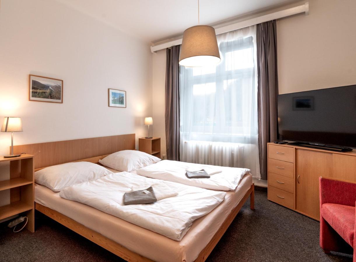 Hotel U Berounky Srbsko Esterno foto