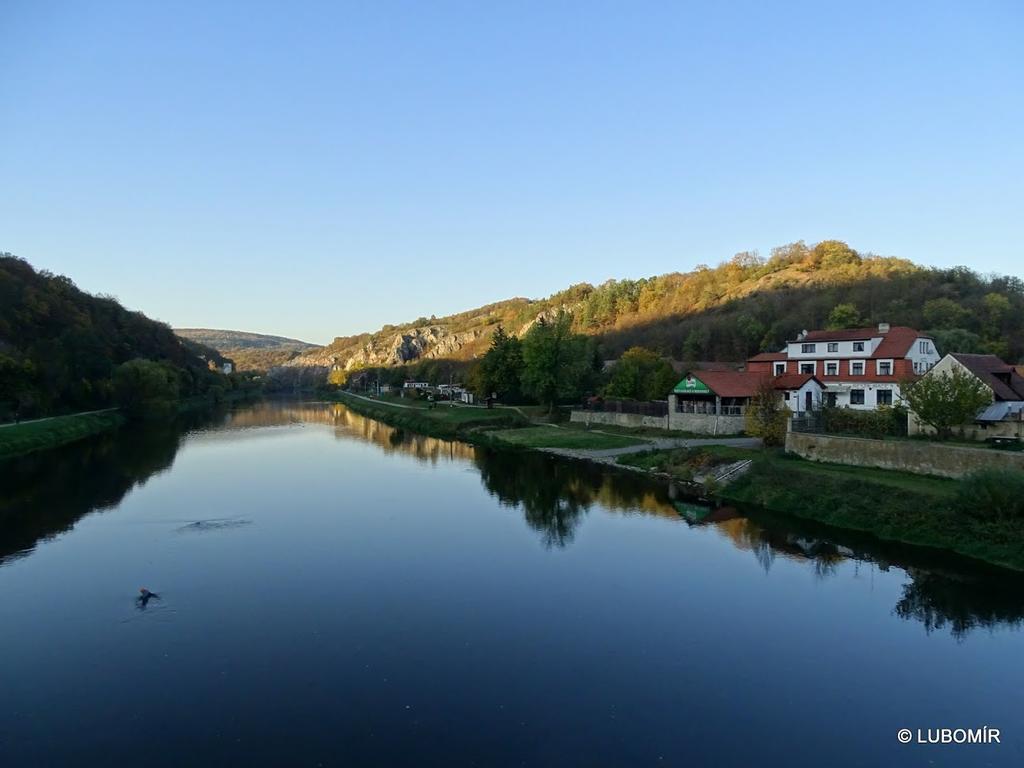 Hotel U Berounky Srbsko Esterno foto